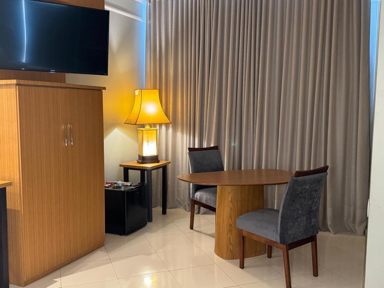 Ouro Cerrado Palace Hotel Patrocinio Luaran gambar